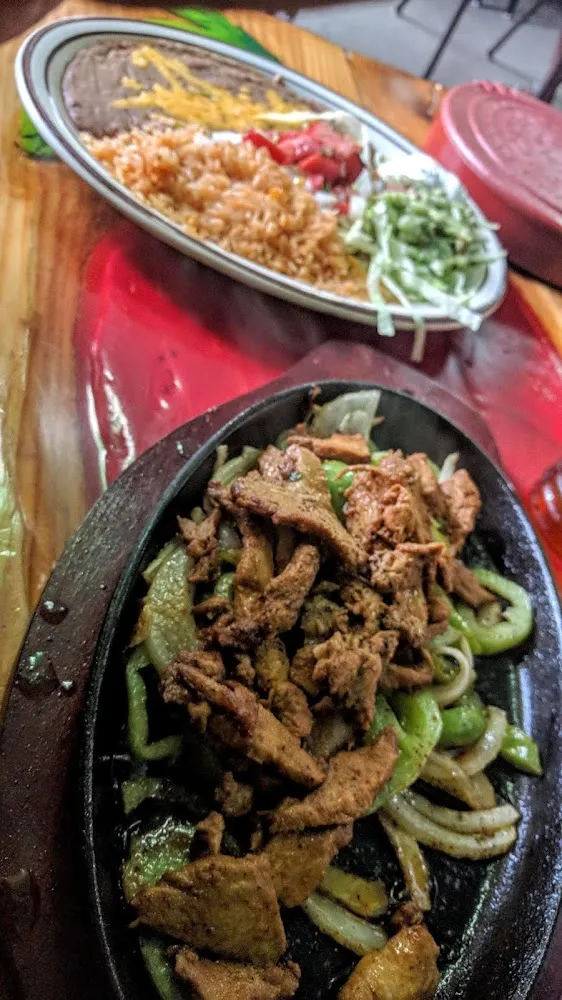 La Presa Fajita Combo